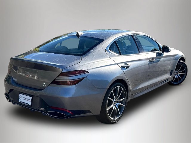 Used 2025 Genesis G70 2.5T RWD image 7