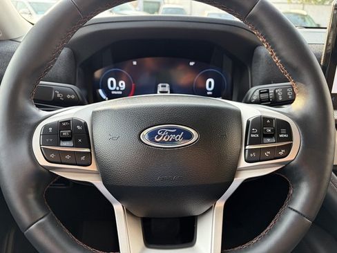Used 2026 Ford Explorer Active w/ Active Comfort Package AWD/4WD image 24