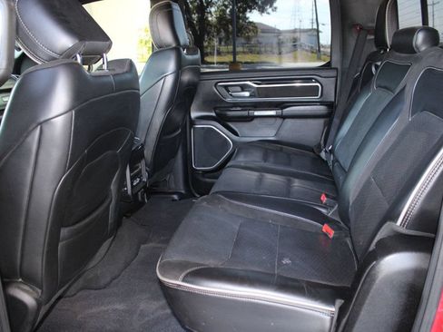 Used 2019 RAM 1500 Laramie AWD/4WD image 9