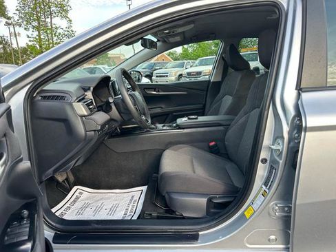 Used 2025 Toyota Camry LE FWD image 10