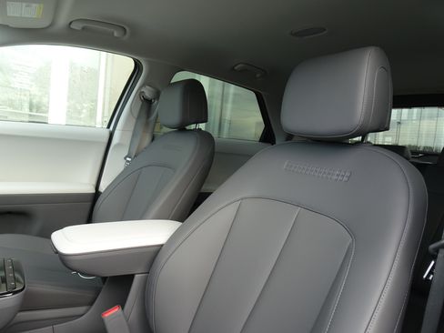 New 2026 Hyundai Ioniq 5 SEL image 11