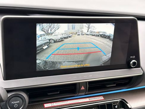 Used 2024 Toyota Prius XLE image 24