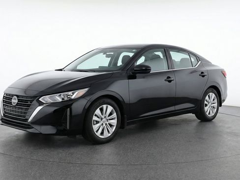 Used 2025 Nissan Sentra S FWD image 3