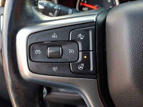 Used 2021 Chevrolet Tahoe Premier w/ Premium Package image 24