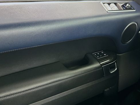 Used 2022 Land Rover Range Rover Sport HSE Dynamic image 15