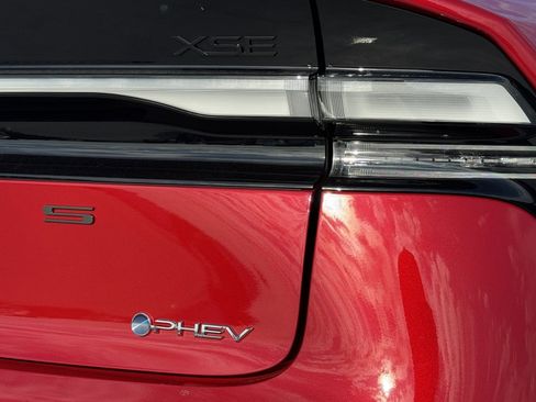 New 2026 Toyota Prius Plug-In Hybrid image 14