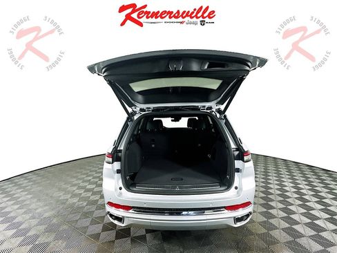 New 2025 Jeep Grand Cherokee Overland w/ Luxury Tech Group IV image 16