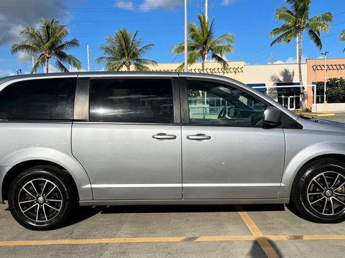 Used 2019 Dodge Grand Caravan GT FWD image 6