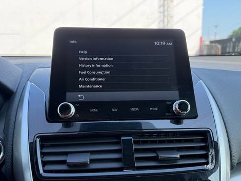 Used 2024 Mitsubishi Eclipse Cross SE image 19