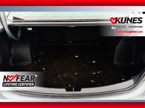 Used 2024 Chevrolet Malibu LT image 17