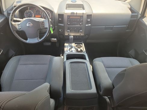Used 2012 Nissan Titan SV w/ SV Value Truck Pkg AWD/4WD image 11
