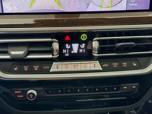 Used 2023 BMW X3 xDrive30i w/ Premium Package w/ZPA image 16