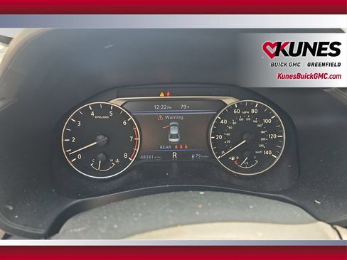 Used 2025 Nissan Altima 2.5 SV FWD image 13