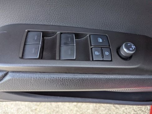 Used 2022 Toyota Camry XSE w/ Navigation Upgrade Package FWD image 10