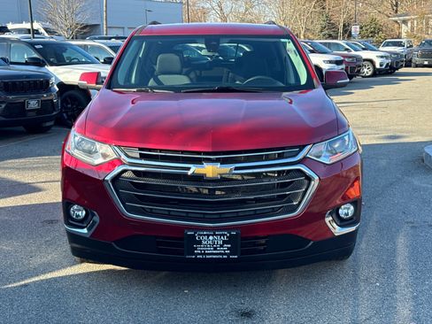 Used 2021 Chevrolet Traverse LT image 39