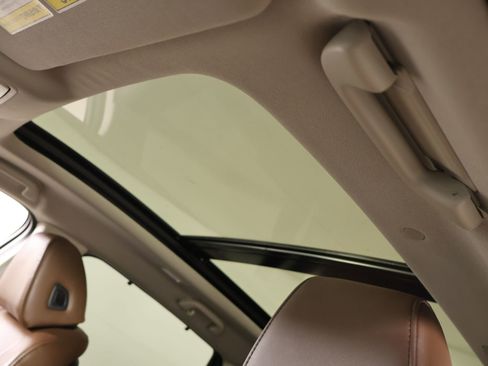 Used 2024 Acura MDX SH-AWD w/ Technology Package image 16
