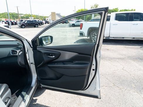 Used 2023 Nissan Murano SL w/ SL Moonroof Package FWD image 15