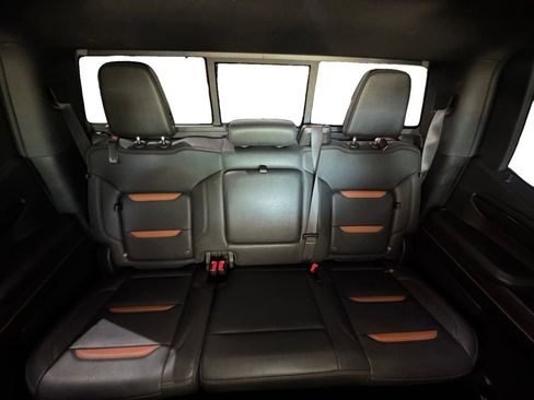 Used 2024 GMC Sierra 1500 AT4 w/ AT4 Premium Package image 17