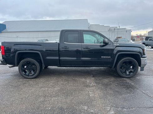 Used 2018 GMC Sierra 1500 SLE w/ SLE Value Package image 6