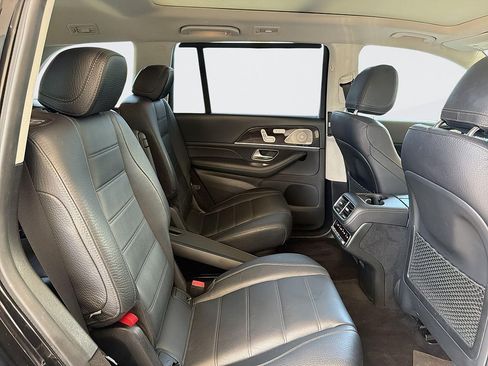 Used 2022 Mercedes-Benz GLS 450 4MATIC image 29