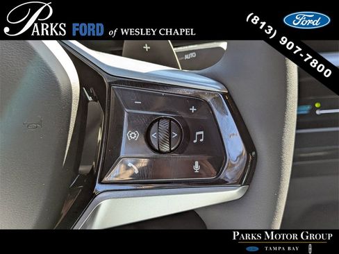 Used 2025 BMW 530i xDrive w/ Premium Package image 29