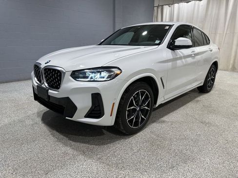 Used 2023 BMW X4 xDrive30i w/ M Sport Package AWD/4WD image 5