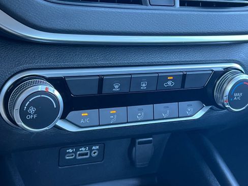 Used 2022 Nissan Altima 2.5 SR image 19