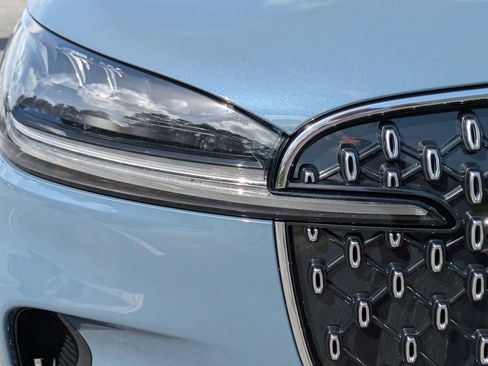 New 2026 Lincoln Aviator AWD image 10