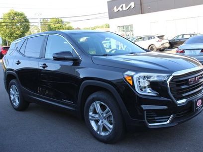 Used 2023 GMC Terrain SLE