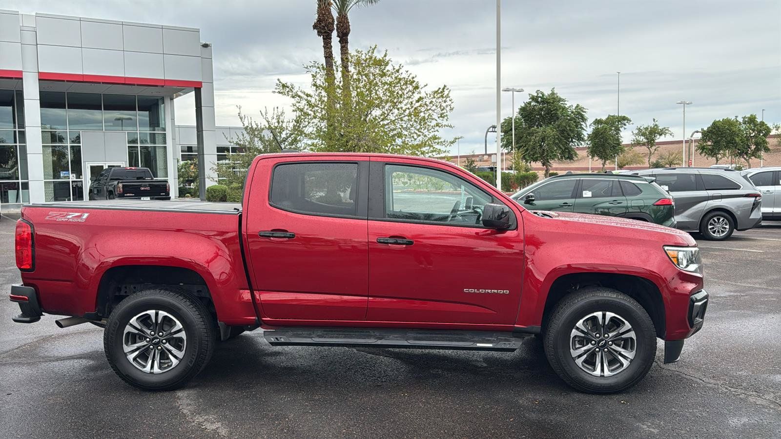 Used 2021 Chevrolet Colorado Z71 AWD/4WD image 10