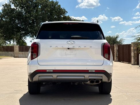 Used 2024 Hyundai Palisade SEL w/ Premium Package FWD image 7