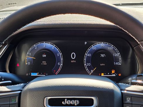 New 2025 Jeep Grand Cherokee L Limited image 15