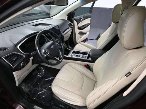 Used 2021 Ford Edge Titanium w/ Equipment Group 301A AWD/4WD image 22
