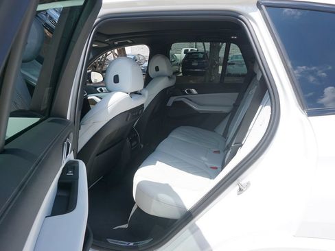 Used 2023 BMW X5 sDrive40i w/ M Sport Package RWD image 14