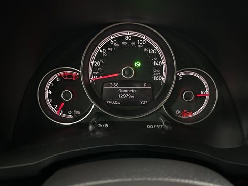 Used 2019 Volkswagen Beetle 2.0T S image 14