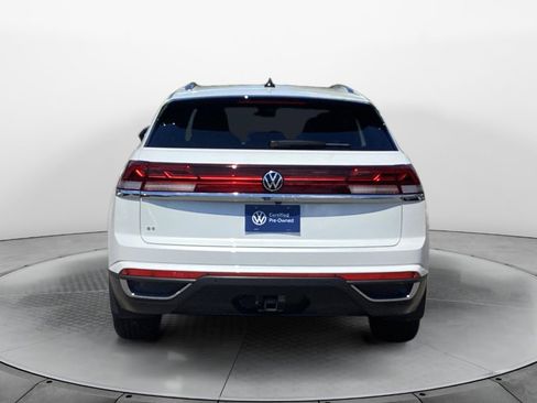 Certified 2026 Volkswagen Atlas Cross Sport SE w/ Panoramic Sunroof Package FWD image 6