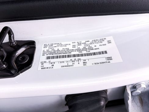 Used 2019 Ford F150 Raptor w/ Equipment Group 802A Luxury AWD/4WD image 38