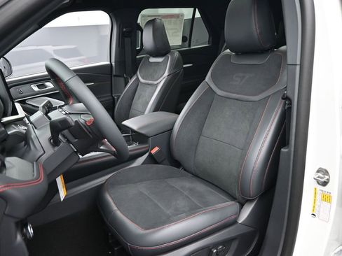 New 2025 Ford Explorer ST w/ Sun And Sound Package image 24