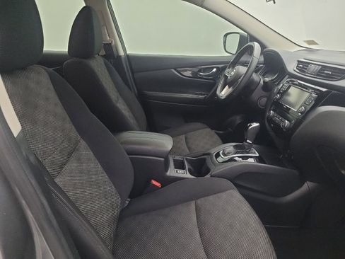 Used 2017 Nissan Rogue Sport SV w/ SV Premium Package image 21