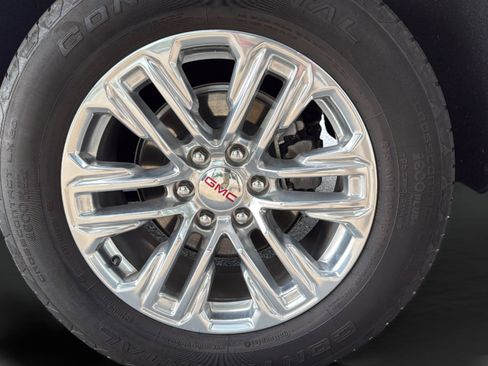 Used 2024 GMC Yukon SLT w/ SLT Luxury Package AWD/4WD image 43