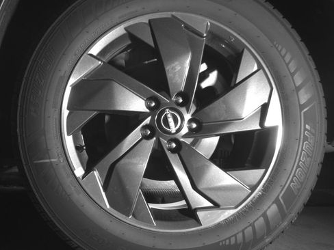 Used 2025 Nissan Rogue SV AWD/4WD image 14