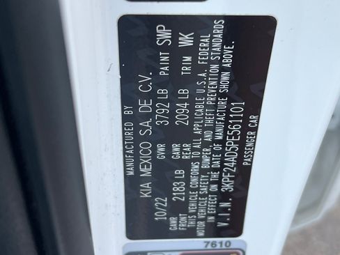 Used 2023 Kia Forte LXS w/ LXS Technology Package image 29