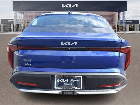 New 2025 Kia K4 EX image 4