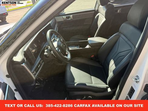 Used 2025 Hyundai Santa Fe SEL image 31