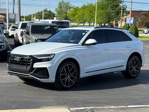 Used 2021 Audi Q8 Prestige w/ Prestige Package AWD/4WD image 7