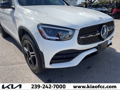 Used 2022 Mercedes-Benz GLC 300 4MATIC image 5
