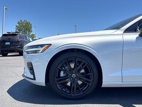 Used 2024 Volvo S60 B5 Plus w/ Climate Package AWD/4WD image 30