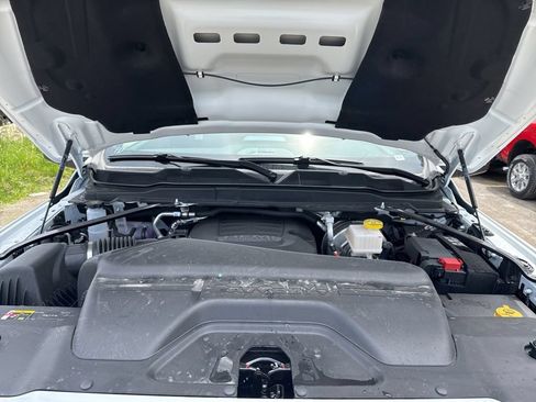 New 2026 RAM 2500 Laramie AWD/4WD image 29