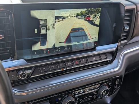 Used 2024 Chevrolet Silverado 1500 High Country image 19