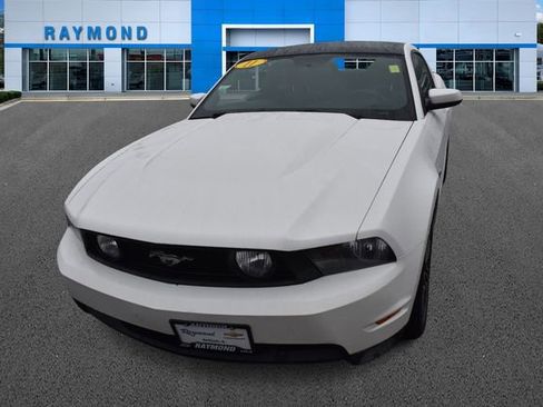 Used 2011 Ford Mustang GT Premium image 7